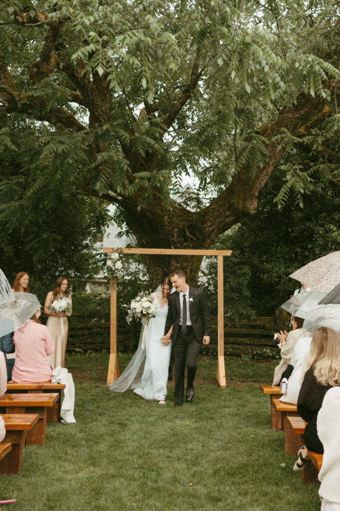 rainy wedding ceremony at Estate 248